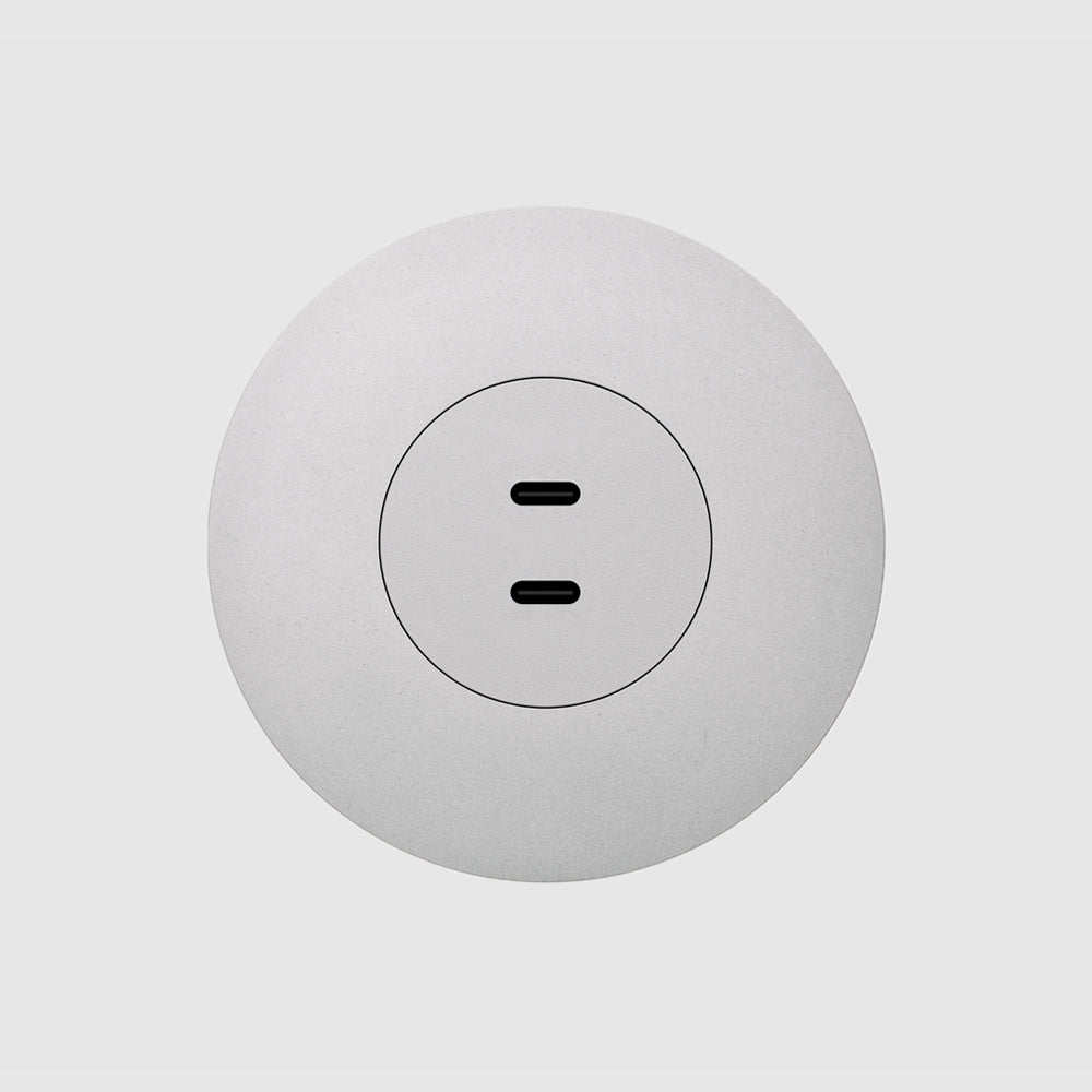 Dual USB—C L6 Cover frame with plate